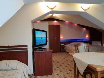 Фото номера Полулюкс (для 4 взрослых) Отель National Palace Hotel г. Сливен 4