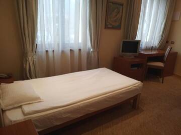 Фото номера Одноместный номер Отель Hotel Park Central г. Сливен 2