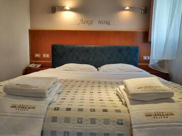 Фото номера Люкс Отель Hotel Park Central г. Сливен 2