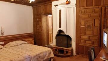 Фото номера Трехместный номер Гостевой дом Chakarova Guest House г. Сливен 11