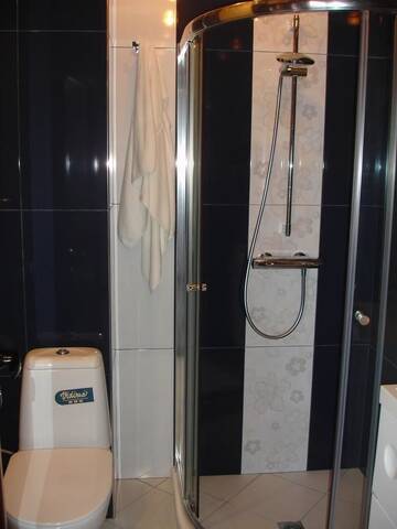 Фото номера Номер Делюкс с кроватью размера «queen-size» Гостевой дом Guesthouse Teos г. Сливен 3